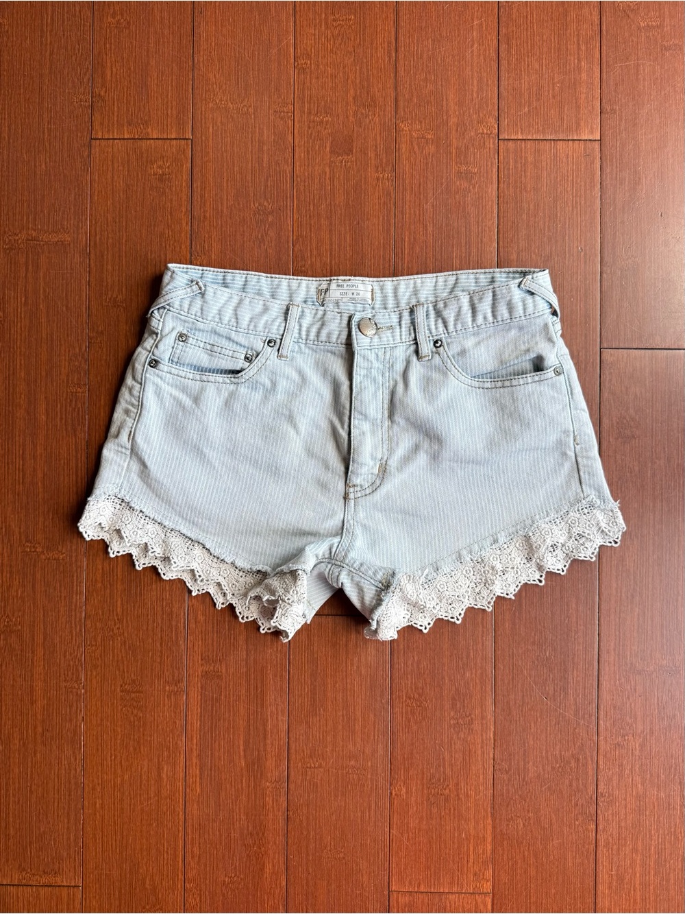 Free People Light Wash Lace Trim Denim Shorts - Size 26